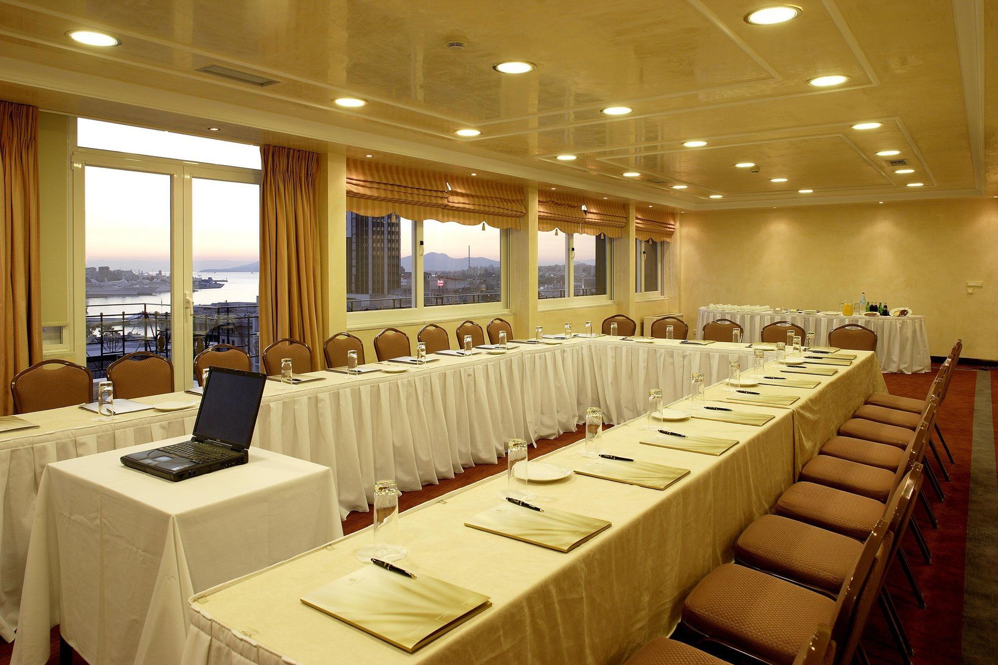 Piraeus Theoxenia Hotel Facilities photo